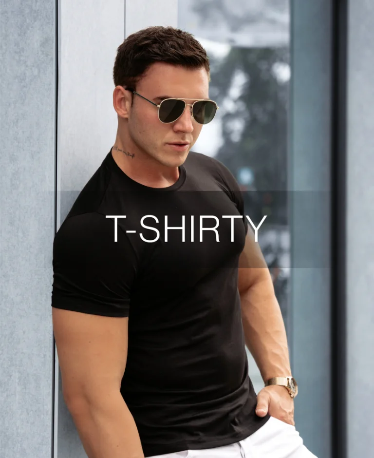 T-shirty